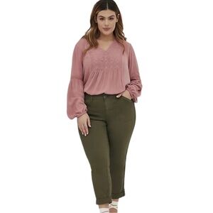 Torrid Top Custy Rose with Embroidered women size Plus 3X